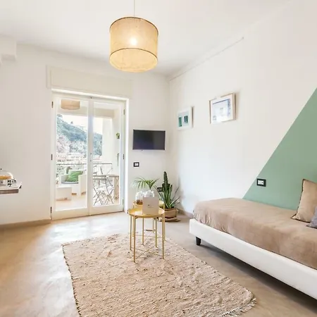 بيت ضيافة Sorrentovibes - Luxury Four Bedroom With Amazing Terraces In سورينتو