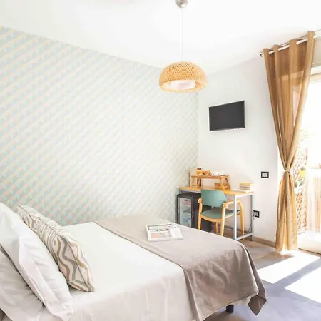Sorrentovibes - Luxury Four Bedroom With Amazing Terraces In Penzion Sorrento