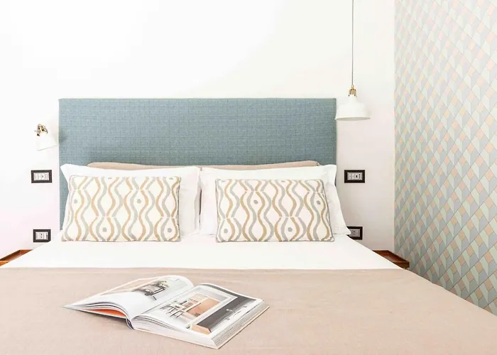 בית הארחה Sorrentovibes - Luxury Four Bedroom With Amazing Terraces In סורנטו