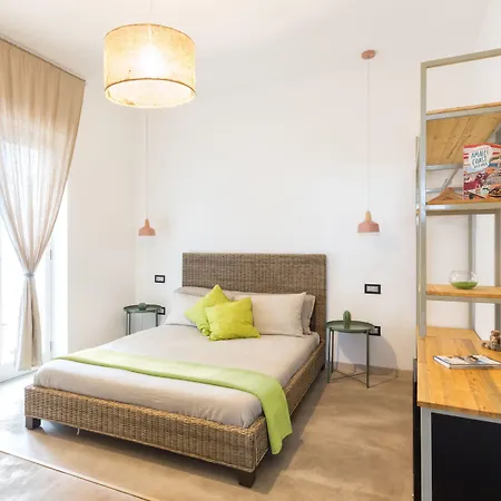 Sorrentovibes - Luxury Four Bedroom Home With Amazing Terraces In Sorrento Гостевой дом