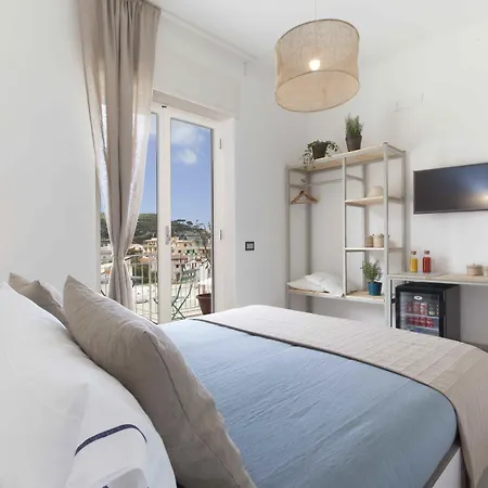 Sorrentovibes - Luxury Four Bedroom With Amazing Terraces In Pensjonat 4*